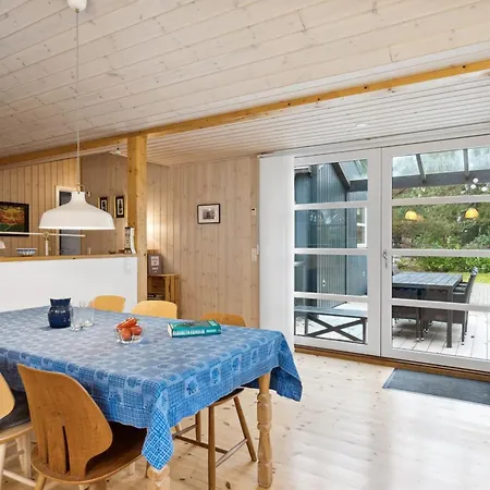 Stillfrieda - 150m From The Sea By Interhome Vakantiehuis Hals